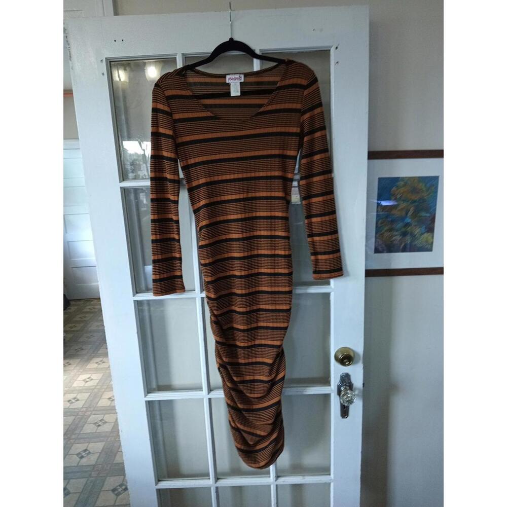 Madrag Full Length Orange And Black Dress Size Large